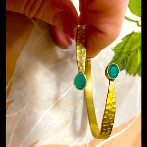 Dainty pressed Crome bracelet with green stones